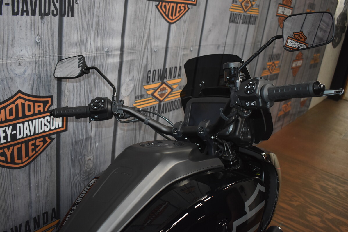 RA1250ST 2025 Pan America 1250 ST - Photo 10