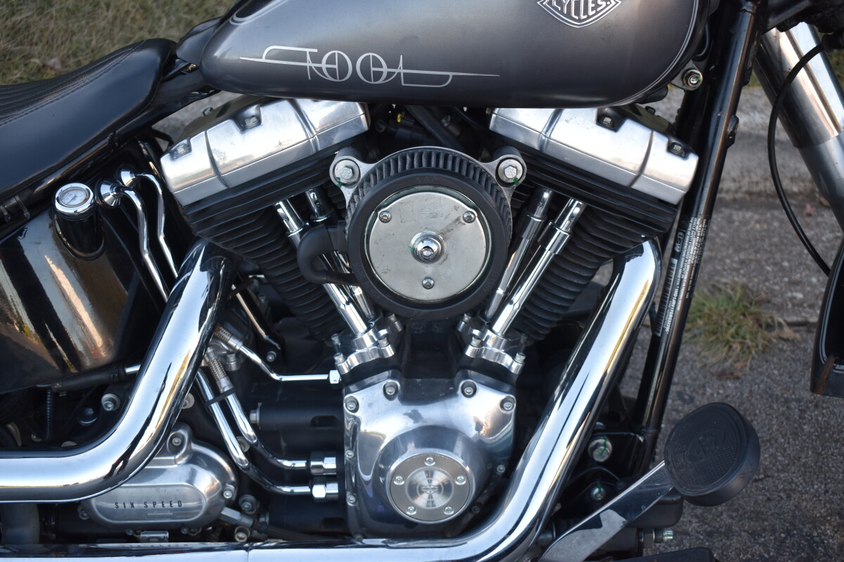 2016 Harley-Davidson Softail Slim – Stripped-Down Style - Photo 9