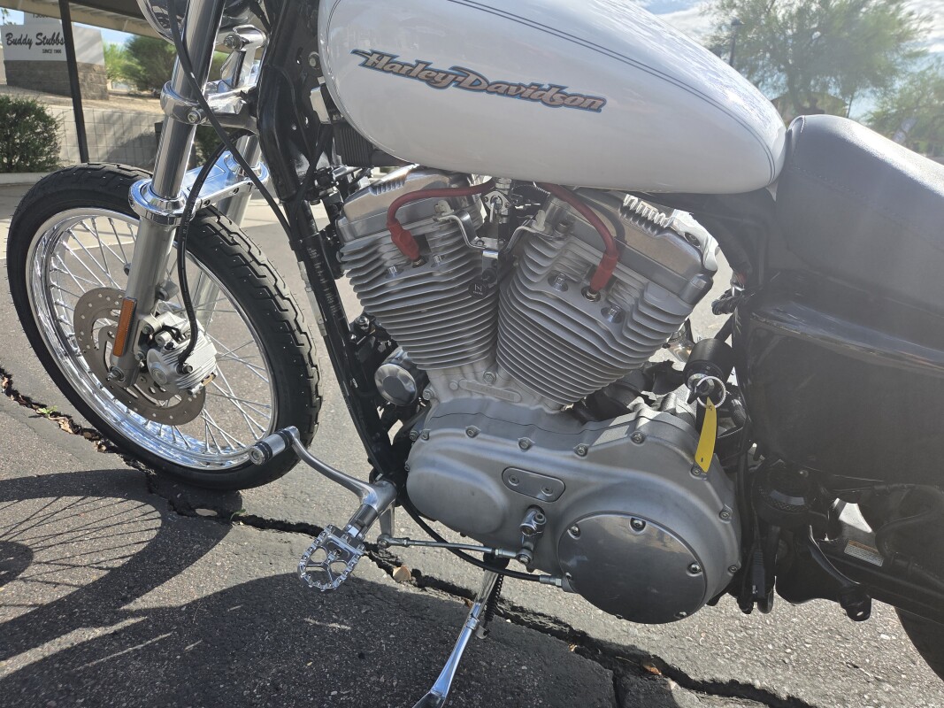 XL 883C 2006 Sportster 883 Custom - Photo 5