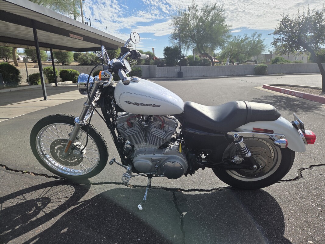 XL 883C 2006 Sportster 883 Custom - Photo 4