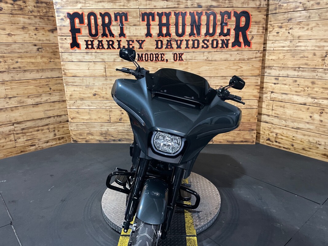 Harley-Davidson Street Glide 2025 FLHX IRON HORSE MTLC - Photo 4