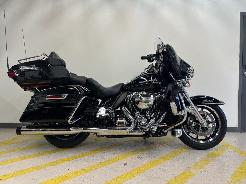 2015 Harley-Davidson® Electra Glide® Ultra Limited Black