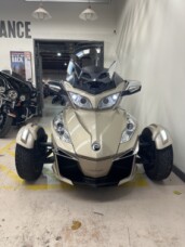 2017 Can-Am Spyder RT Champagne thumb 2