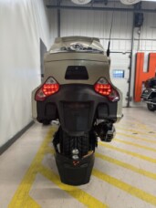 2017 Can-Am Spyder RT Champagne thumb 0