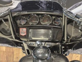 MY18 Harley-Davidson® CVO™ Limited FLHTKSE BLACK EARTH FADE thumb 1