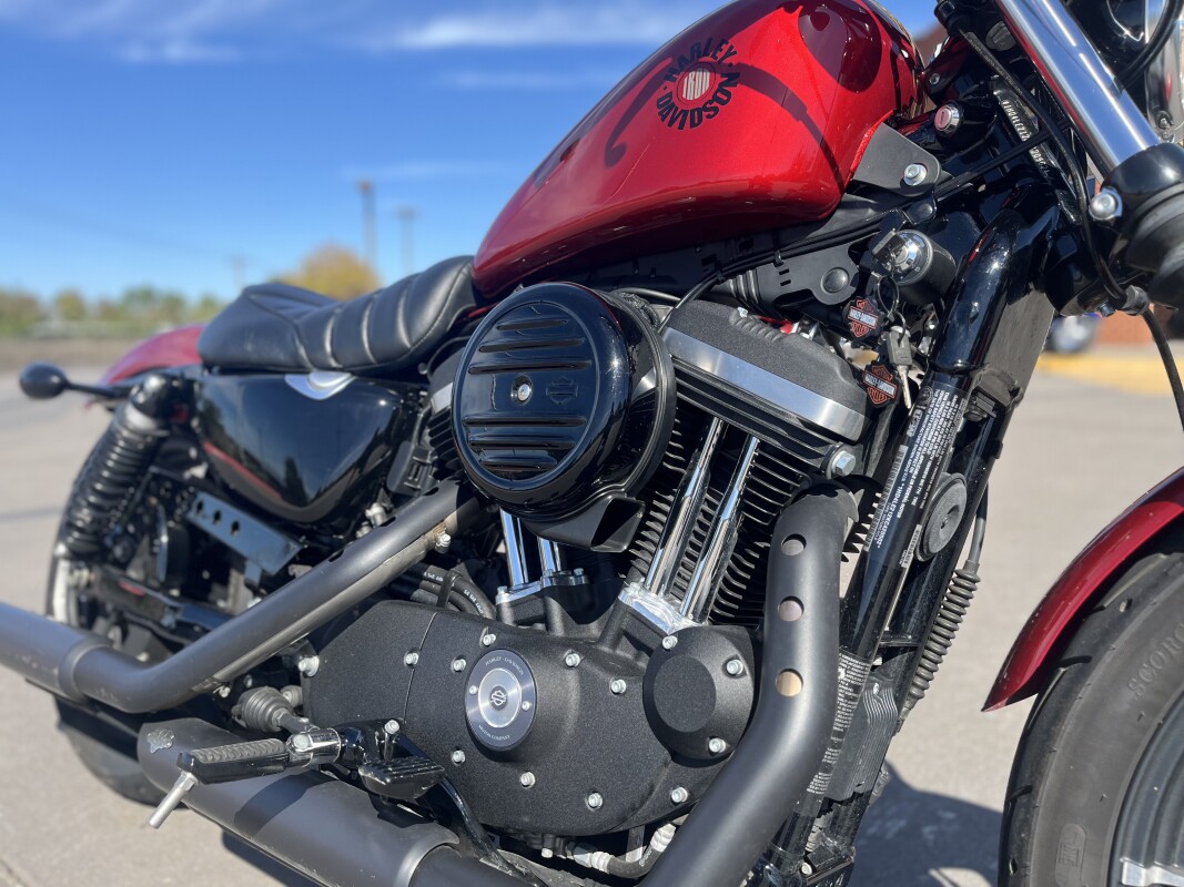 2019 Harley-Davidson Iron 883 XL883N Wicked Red 420502 - Photo 10