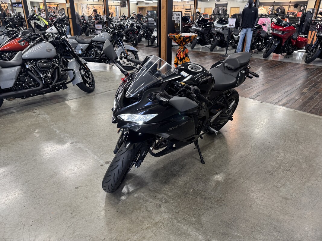 2024 Kawasaki NINJA ZX-4R ABS ZX400PRFNL - Photo 10