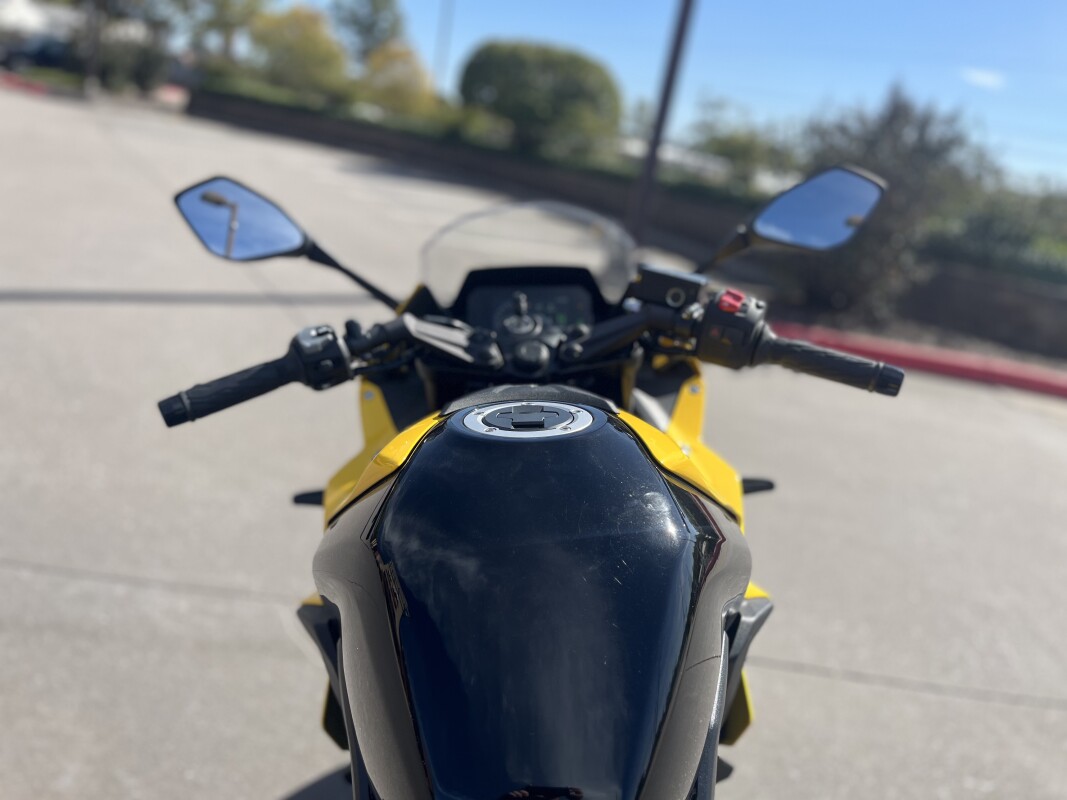 2024 Suzuki GSX-8R YELLOW 102985 - Photo 10