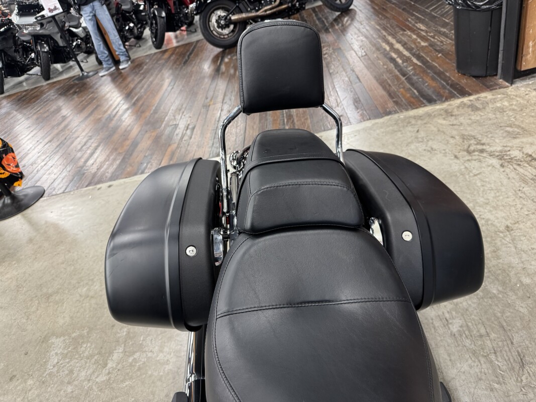 2018 Harley-Davidson Sport Glide FLSB - Photo 5