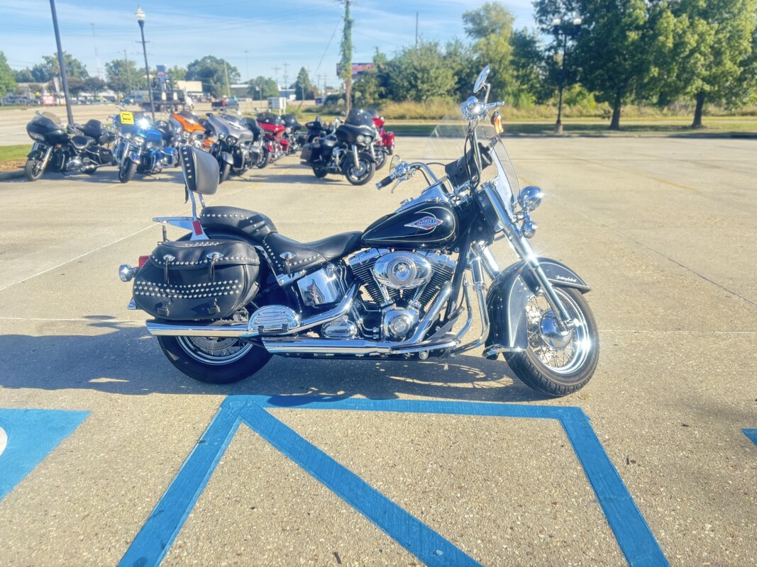 2009 Harley-Davidson Heritage Softail Classic - Photo 2