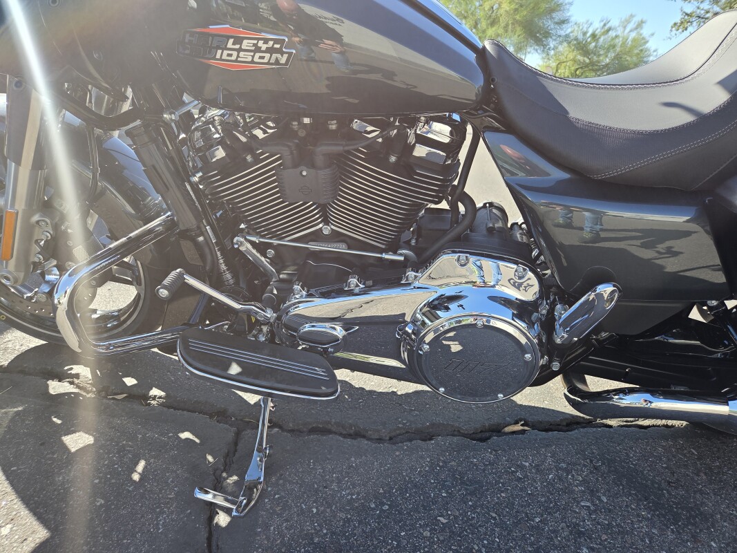 FLTRX 2025 Road Glide - Photo 5