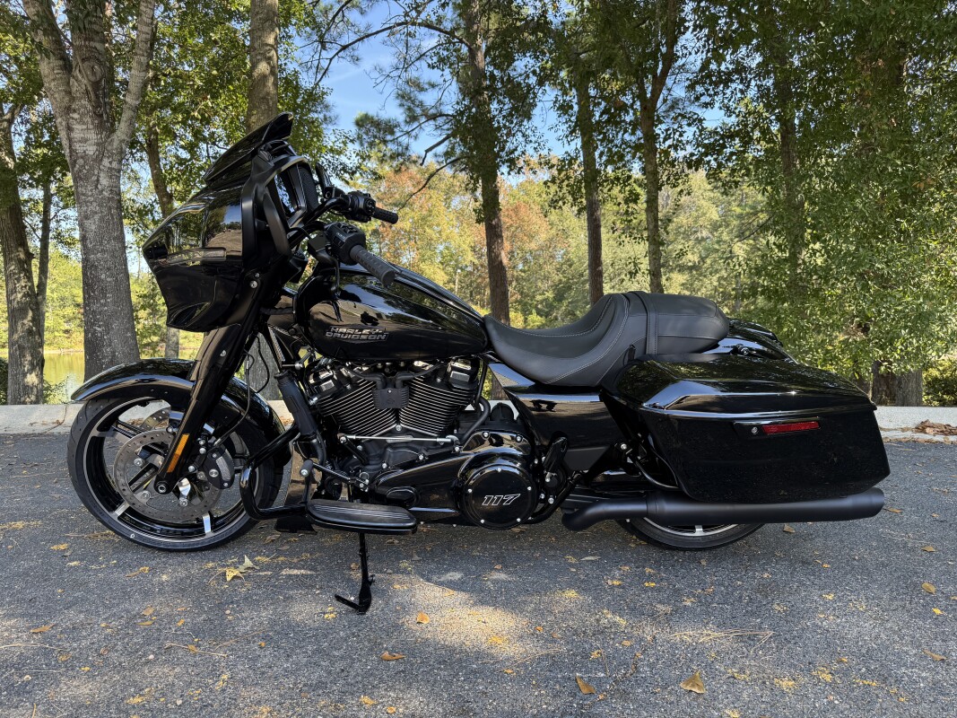 FLHX 2025 Street Glide