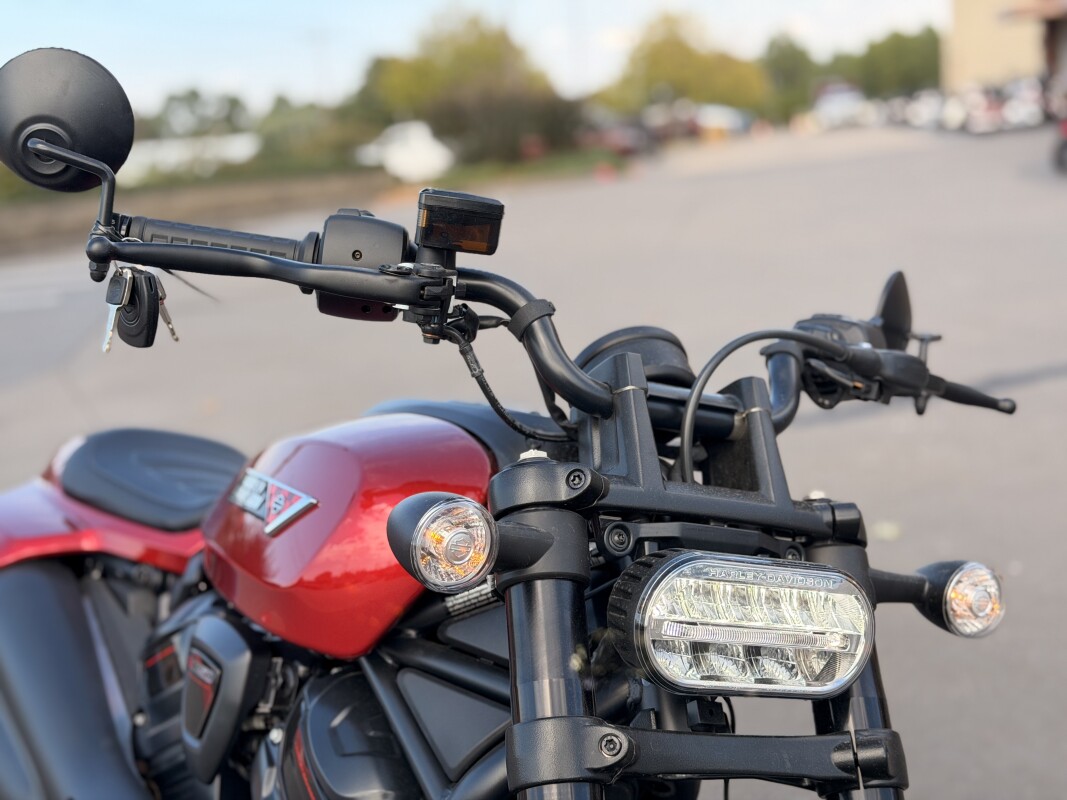 2025 Harley-Davidson Sportster S RH1250S Brilliant Red - Photo 6