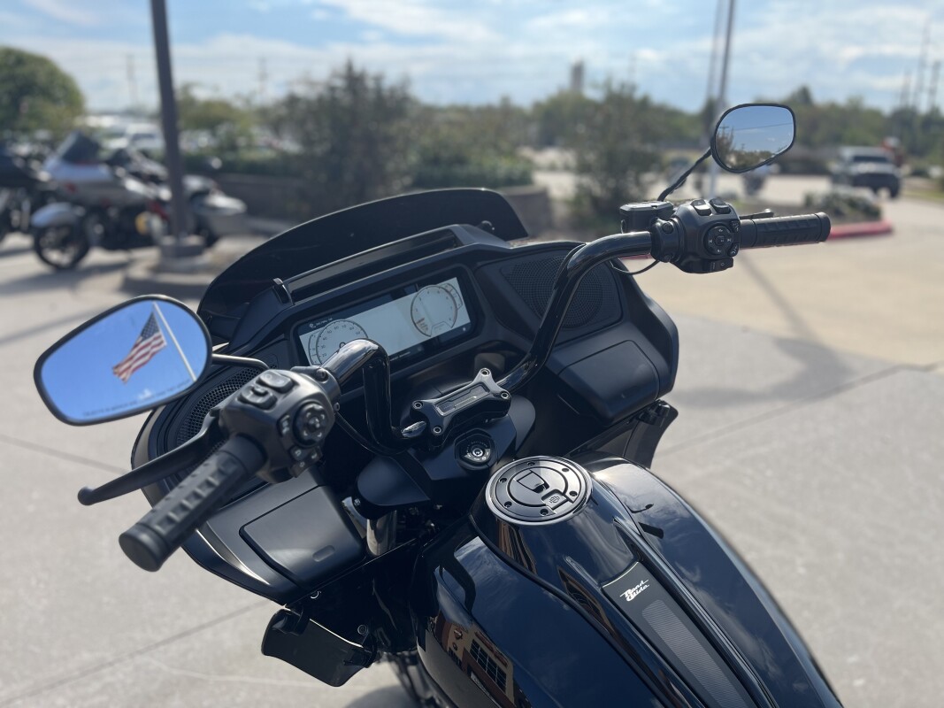 2025 Harley-Davidson Road Glide FLTRX Vivid Black - Photo 6