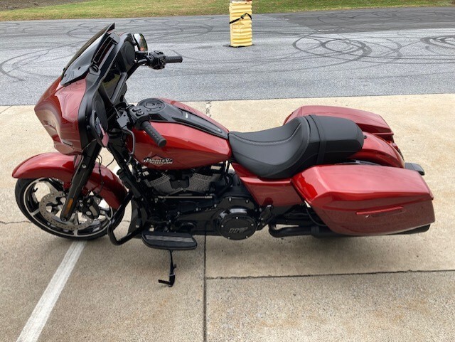 2025 Harley-Davidson Street Glide FLHX Whiskey Firestorm - Black Finish - Photo 4
