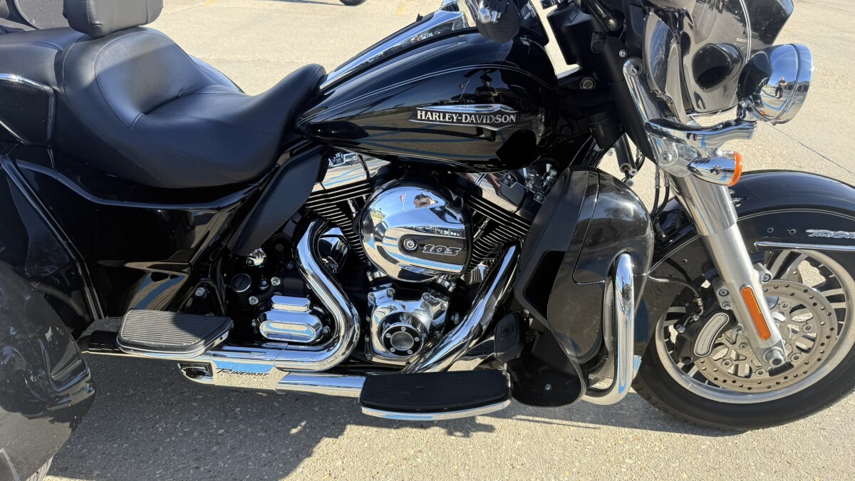 2016 Harley-Davidson Tri Glide Ultra - Photo 2