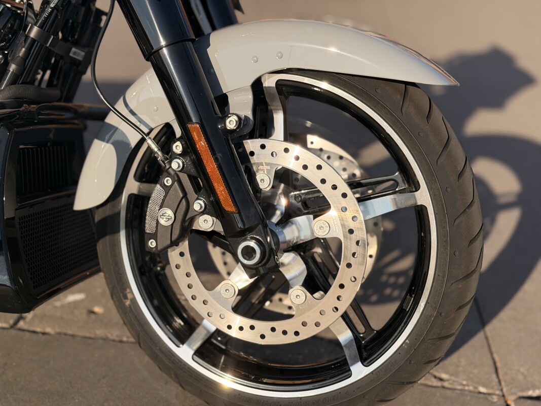 2025 Harley-Davidson Street Glide FLHX Billiard Gray - Photo 8