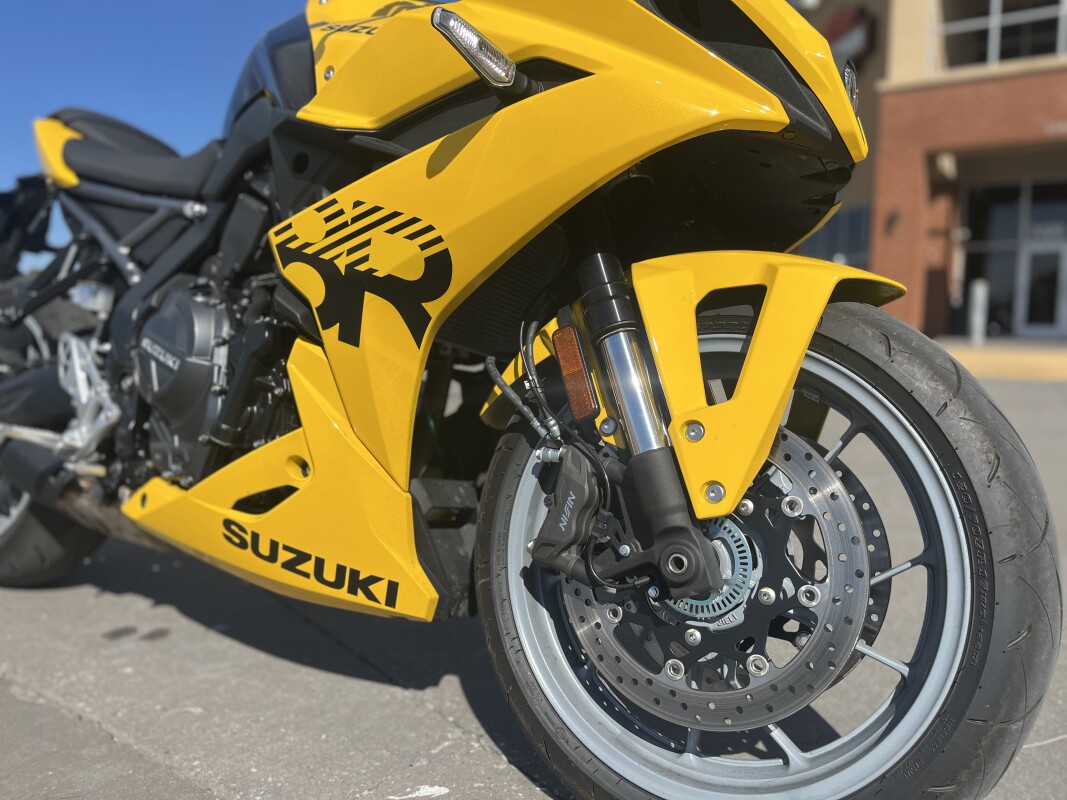 2024 Suzuki GSX-8R YELLOW 102985 - Photo 9