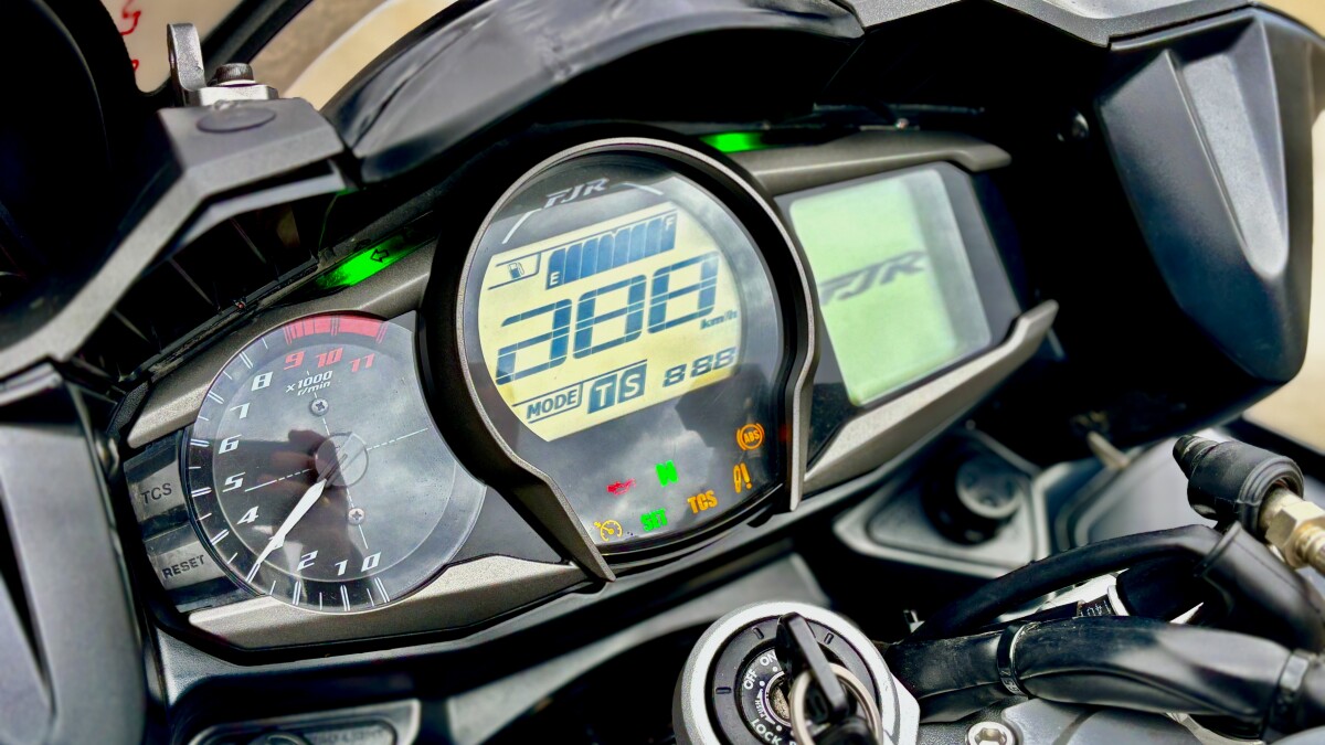 FJR13AESNB 2021 FJR1300ES - Photo 10