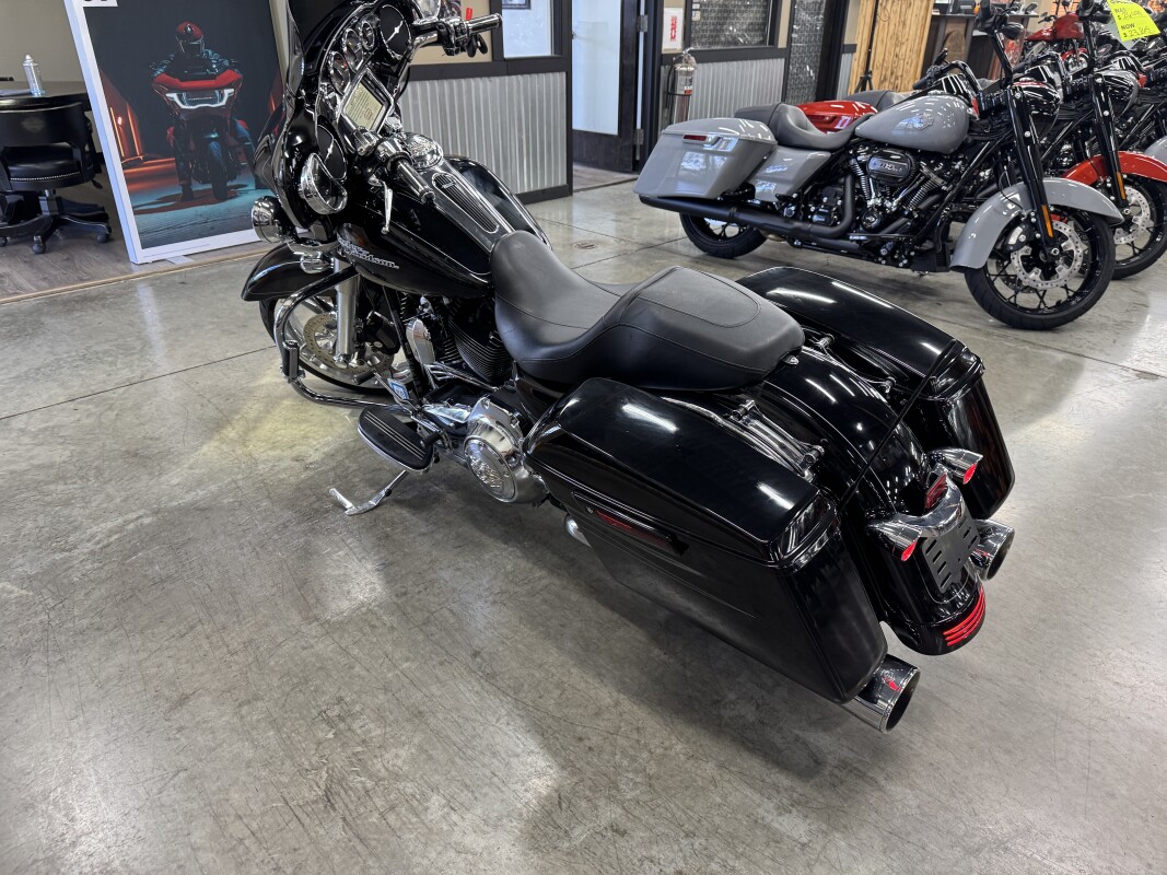 2015 Harley-Davidson Street Glide Special FLHXS - Photo 8