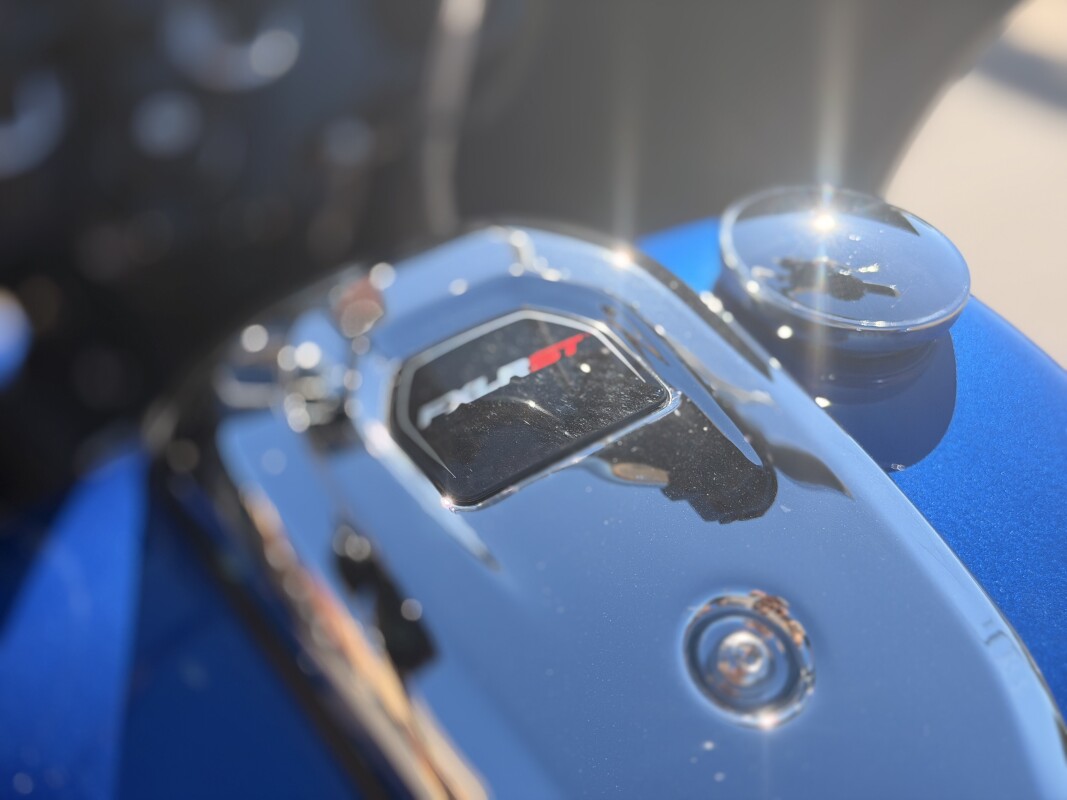 2025 Harley-Davidson Low Rider ST FXLRST Blue Burst W/ Thrashin’ Bars - Photo 7