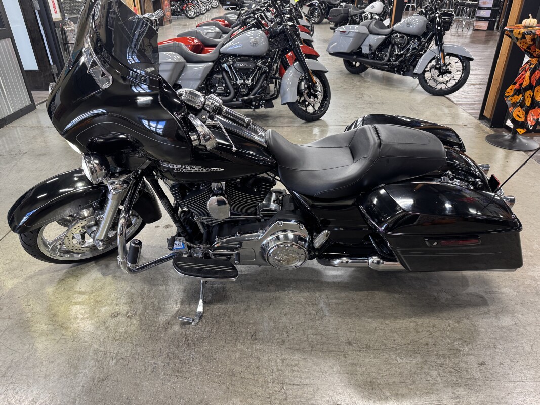 2015 Harley-Davidson Street Glide Special FLHXS - Photo 9