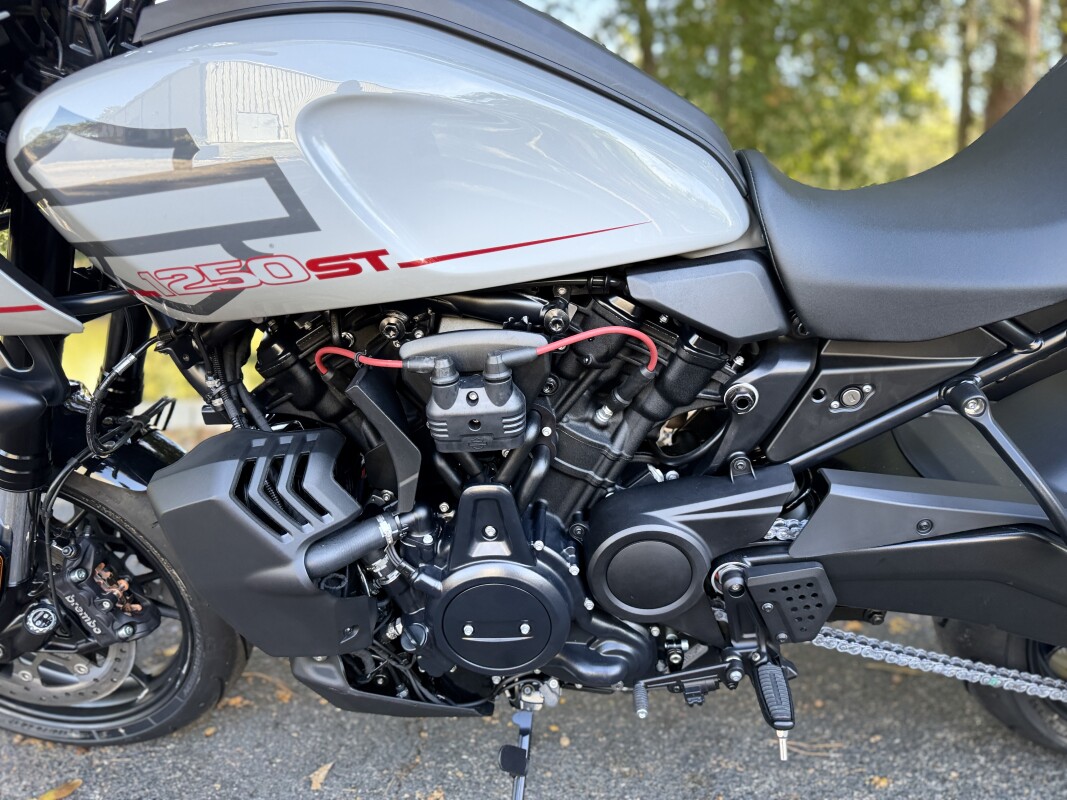 RA1250ST 2025 Pan America 1250 ST - Photo 7