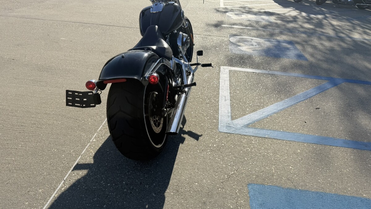 2016 Harley-Davidson Breakout - Photo 8