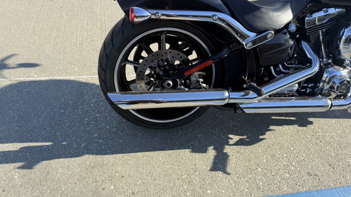 2016 Harley-Davidson Breakout - Photo 9