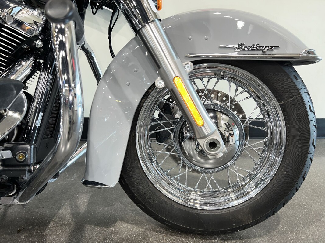 2024 Harley-Davidson Heritage Classic 114 FLHCS - Photo 3