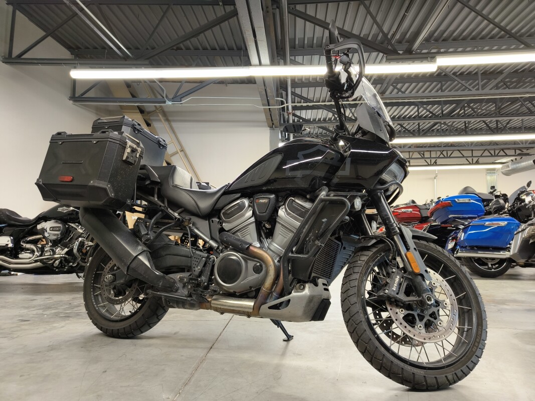 2023 Harley-Davidson Pan America 1250 Special Vivid Black - Photo 2