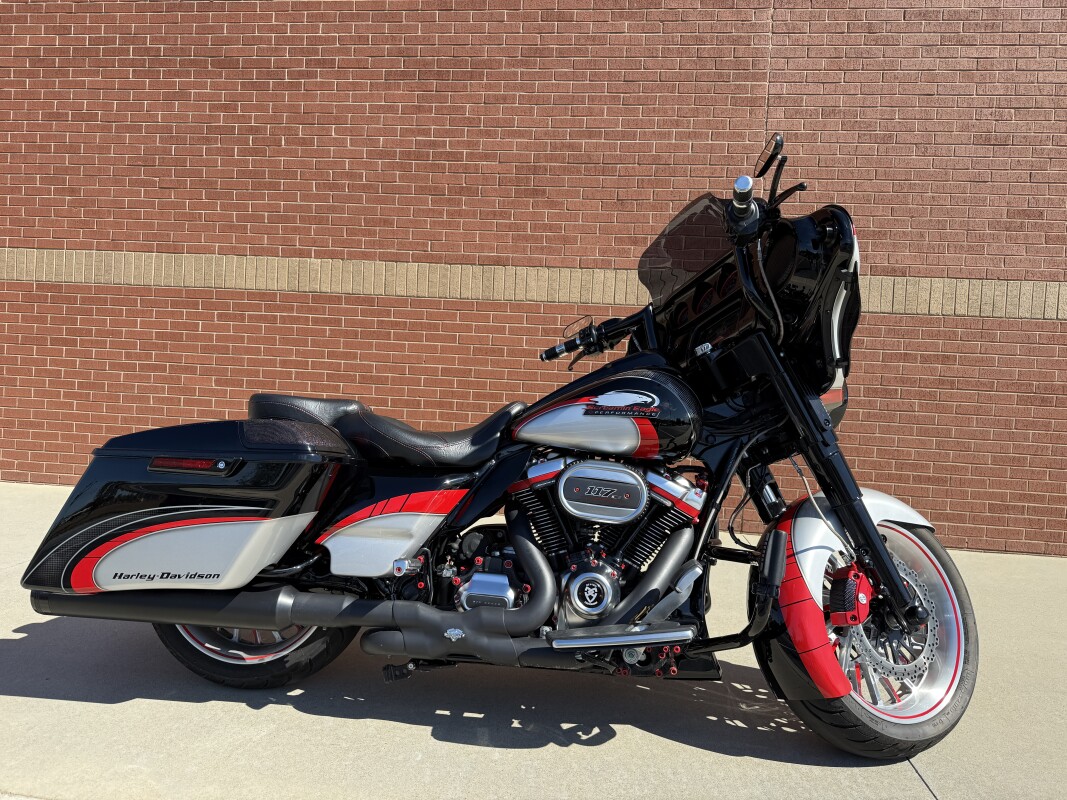 FLHXSE 2020 CVO Street Glide