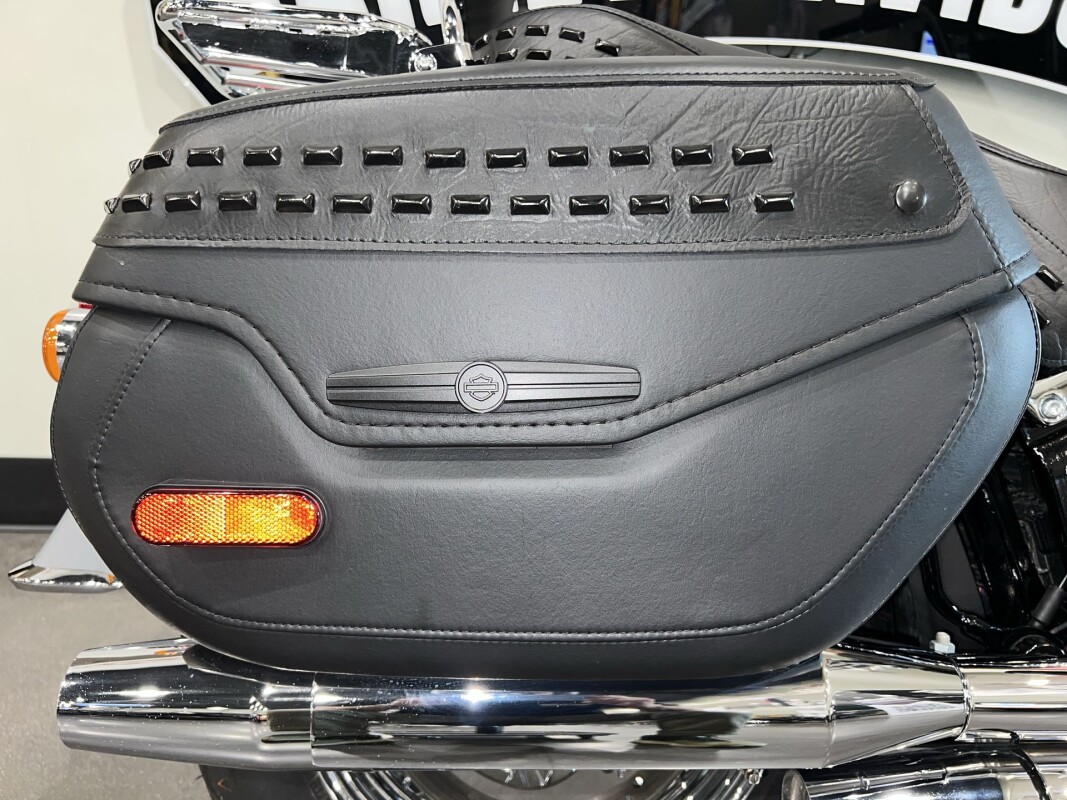 2024 Harley-Davidson Heritage Classic 114 FLHCS - Photo 8