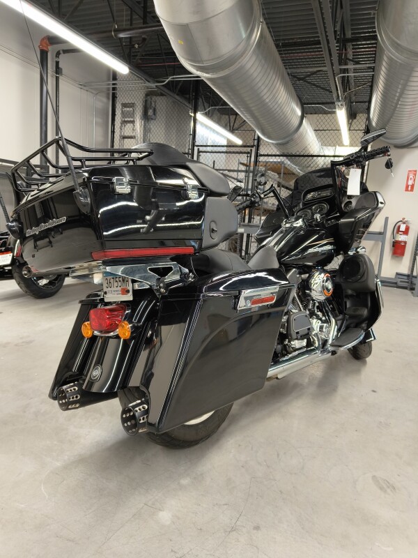 2013 Harley-Davidson Road Glide Ultra Black - Photo 4