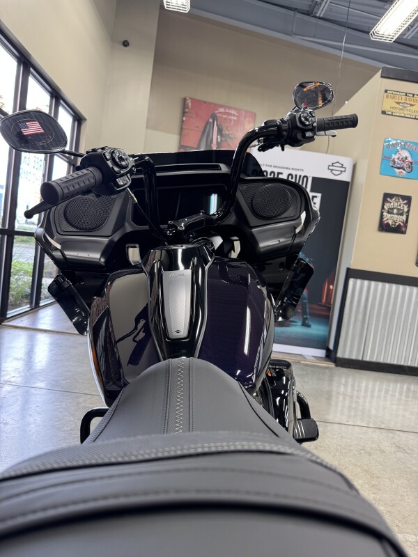 2025 Harley-Davidson Road Glide FLTRX - Photo 3