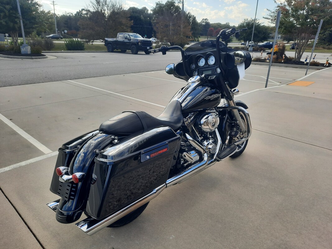 2012 Street Glide 103 - Photo 6
