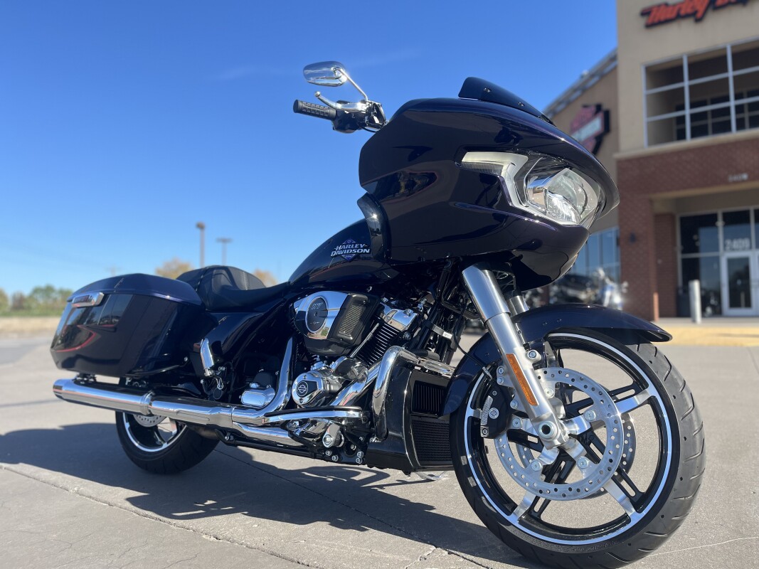 2025 Harley-Davidson Road Glide FLTRX Mystic Shift - Photo 2