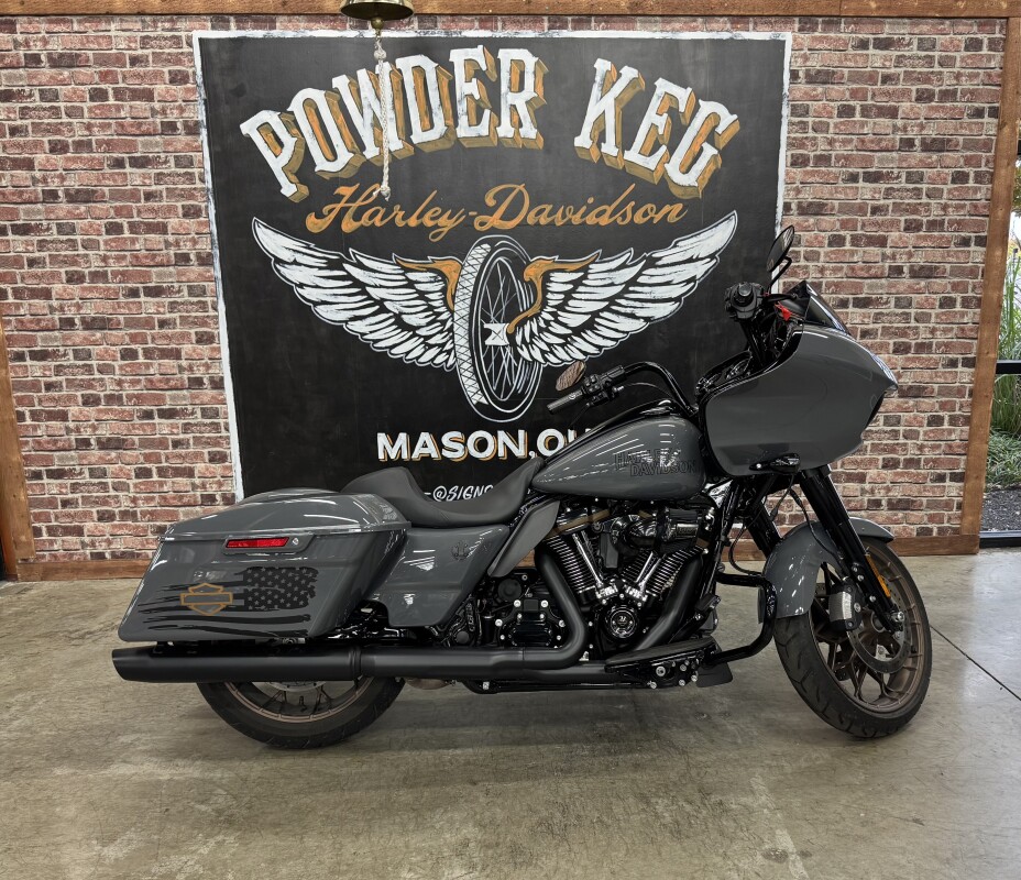 2022 Harley-Davidson Road Glide ST FLTRXST