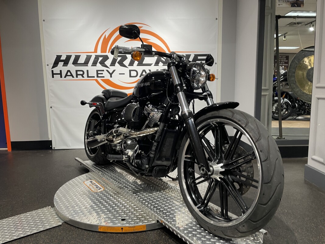 2018 Harley-Davidson Breakout - Photo 2