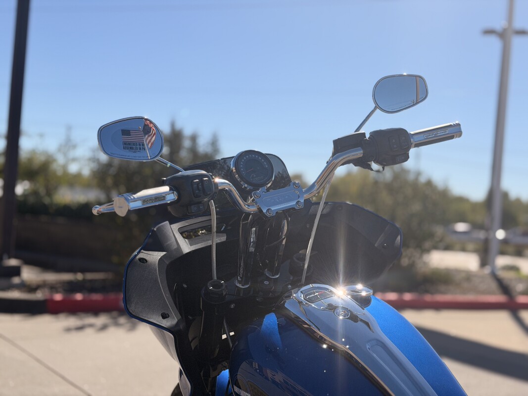 2025 Harley-Davidson Low Rider ST FXLRST Blue Burst W/ Thrashin’ Bars - Photo 6