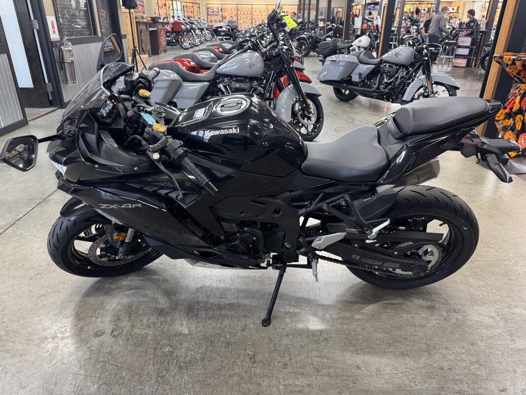 2024 Kawasaki NINJA ZX-4R ABS ZX400PRFNL - Photo 8