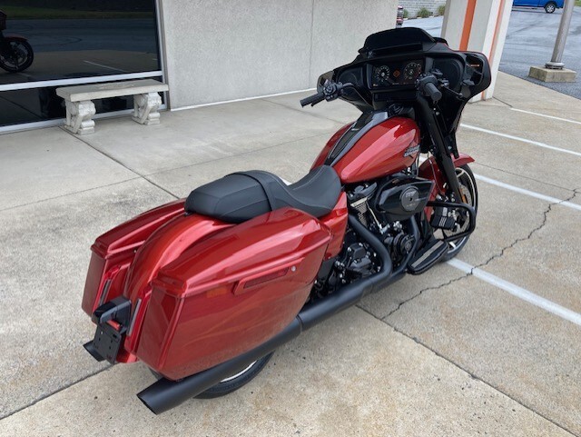 2025 Harley-Davidson Street Glide FLHX Whiskey Firestorm - Black Finish - Photo 6