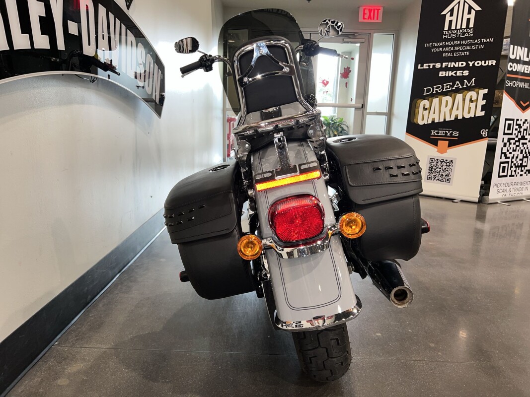 2024 Harley-Davidson Heritage Classic 114 FLHCS - Photo 10