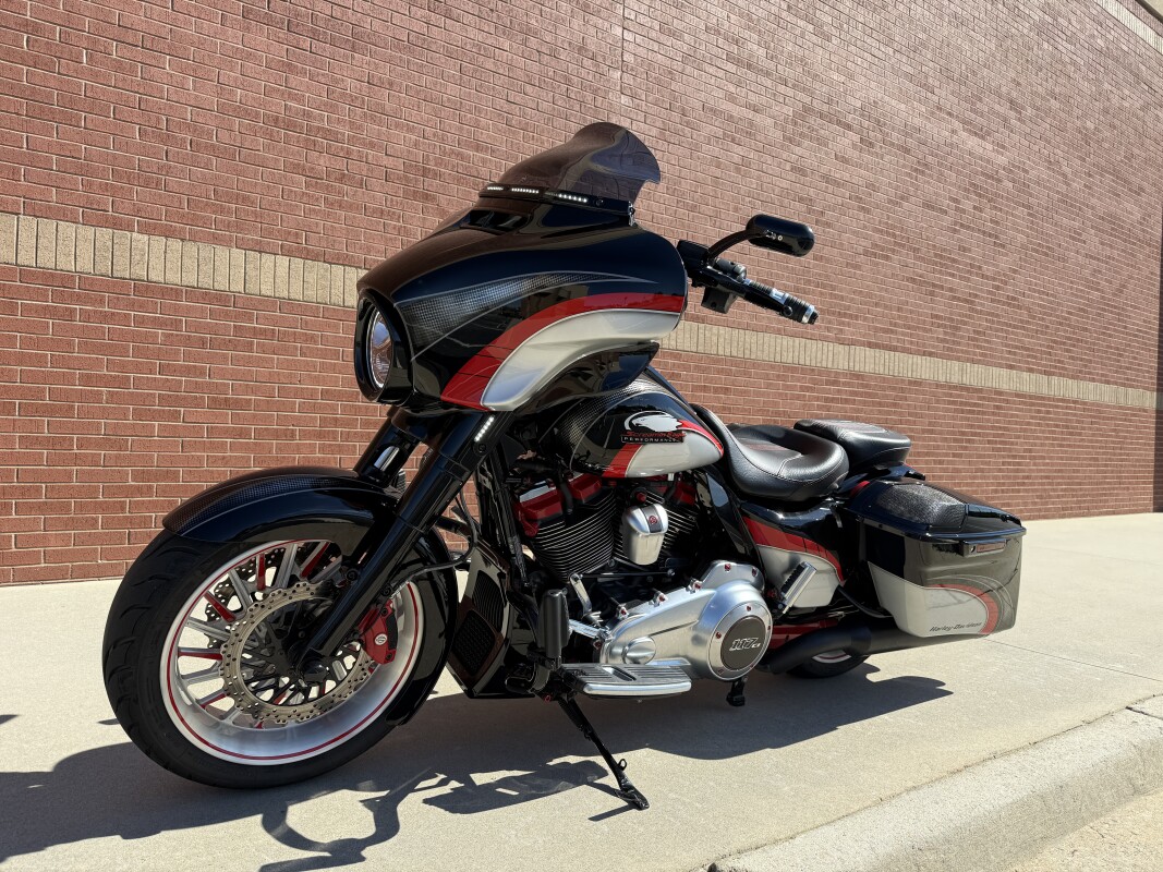 FLHXSE 2020 CVO Street Glide - Photo 9