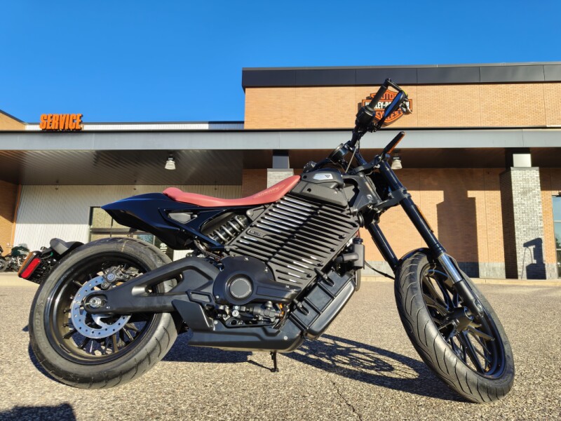 2024 LiveWire™ S2 Mulholland™ Liquid Black/Red