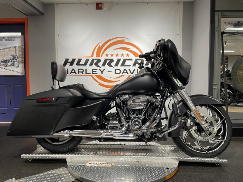2017 Harley-Davidson Street Glide® Special