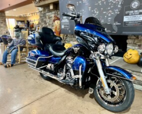 2018 FLHTK - Electra Glide Ultra Limited Anniversary thumb 3