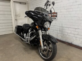 2015 Harley-Davidson® Street Glide® Special Black  thumb 3