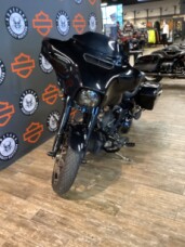FLHXST 2022 Street Glide® ST thumb 2