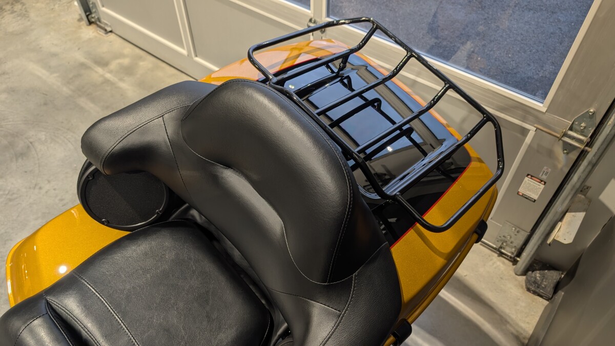 2023 Harley-Davidson Ultra Limited Prospect Gold/Vivid Black - Black Finish - Photo 9